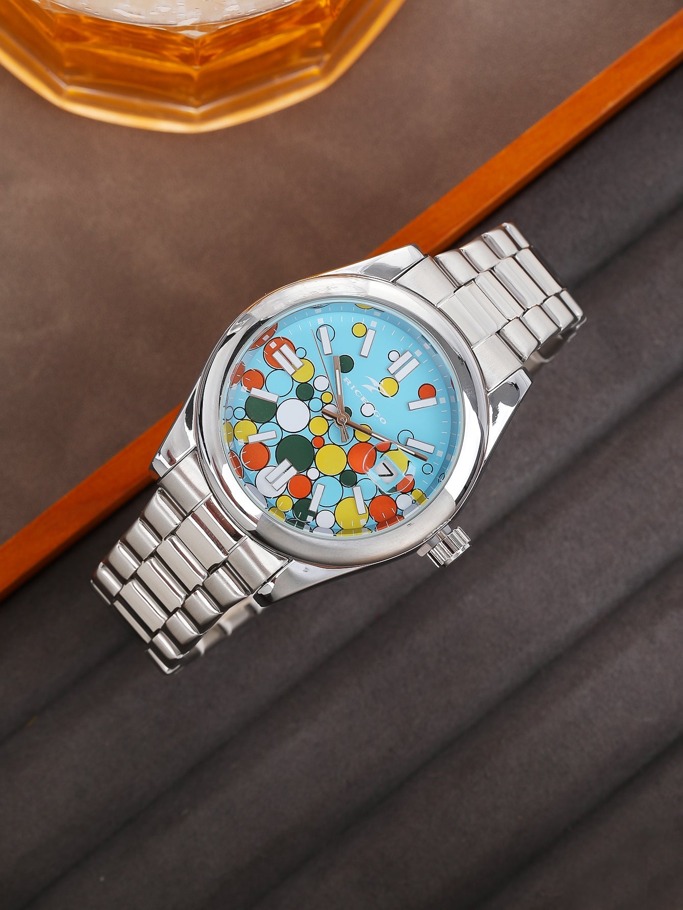 Men Women  Quartz Luxury Fashion Watch