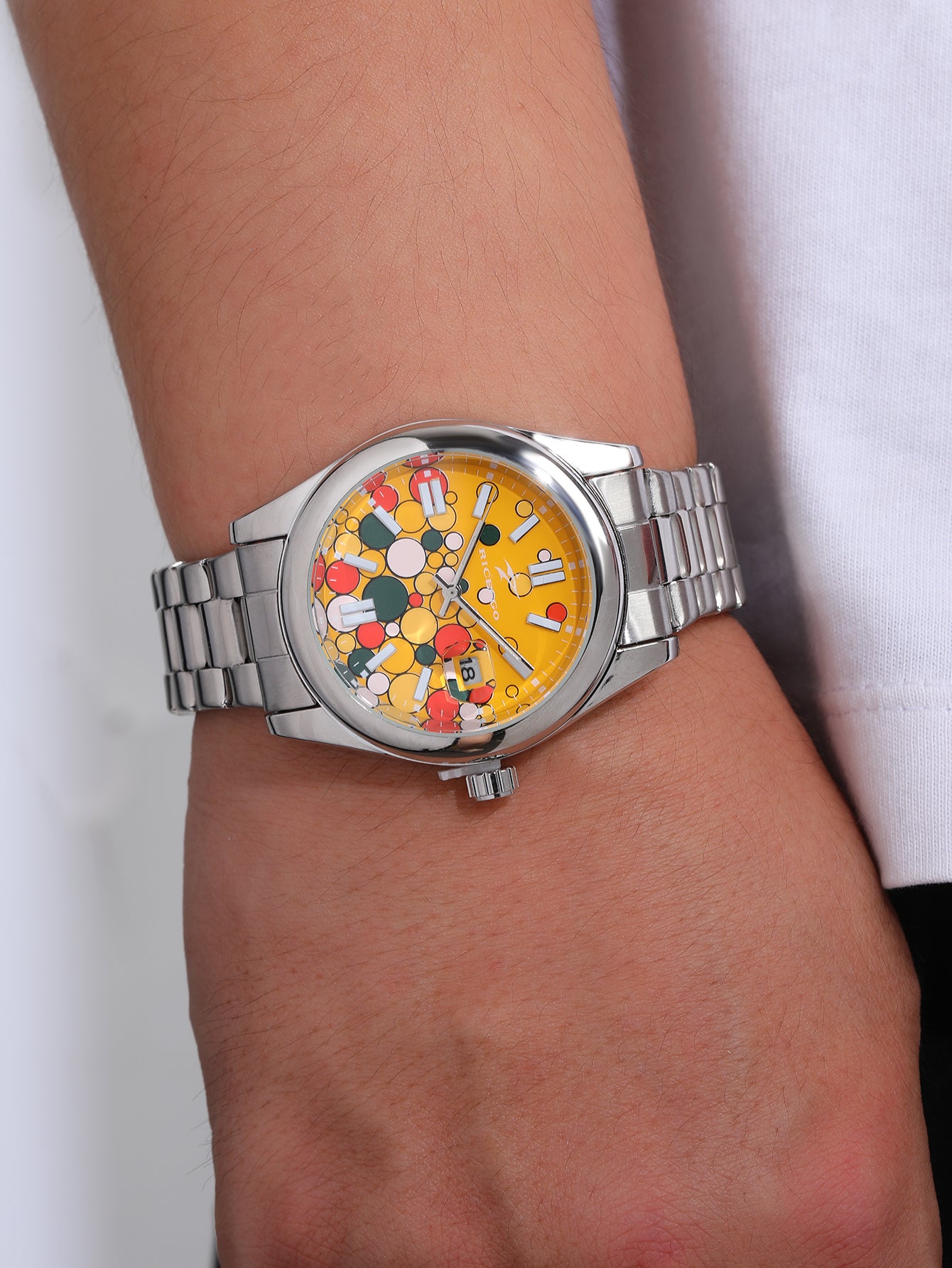 Vibrant Multi color Dial Stainless Steel Wristwatch